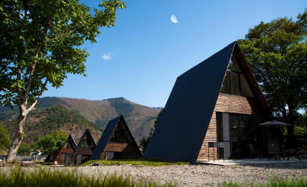 Landhaus Bordzjomi Buitenkant foto