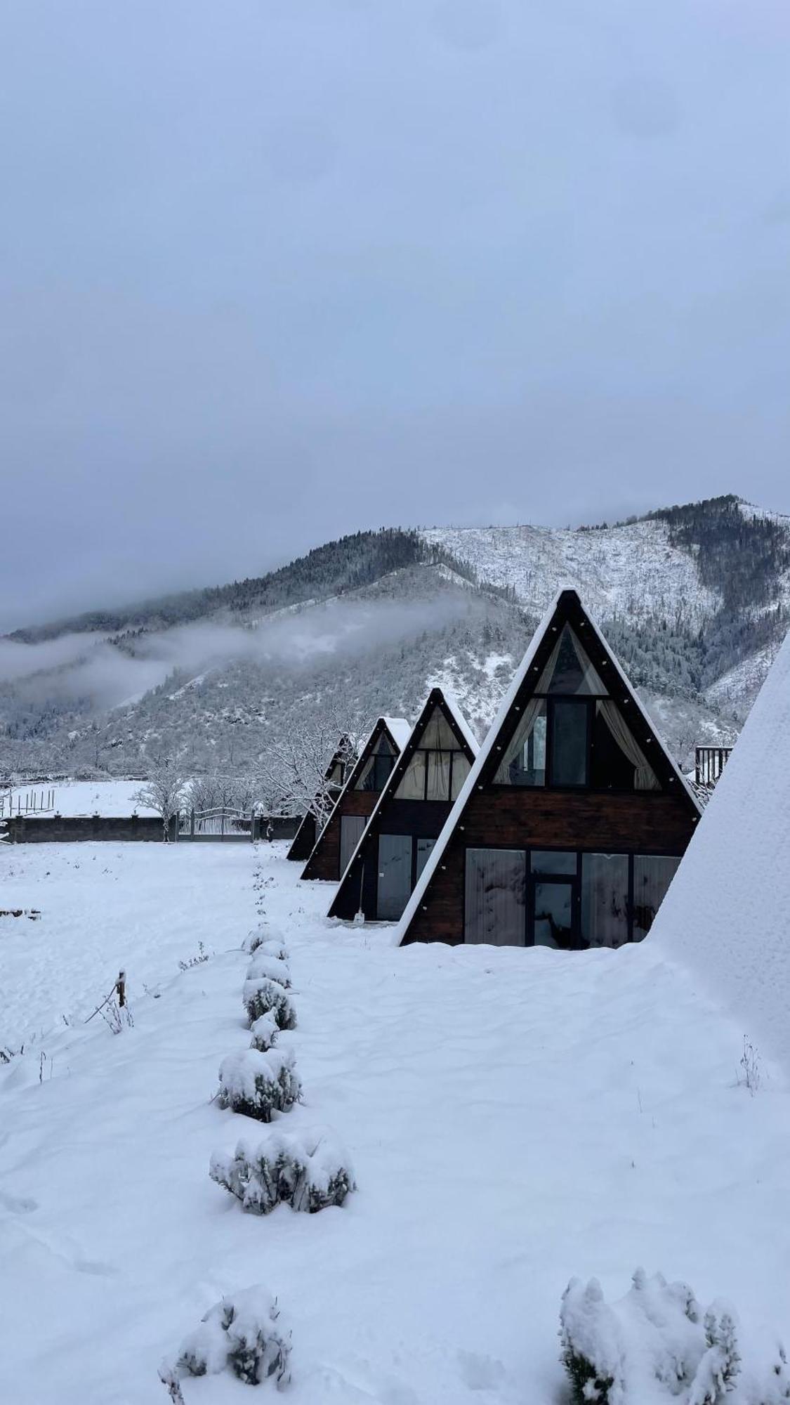 Landhaus Bordzjomi Buitenkant foto