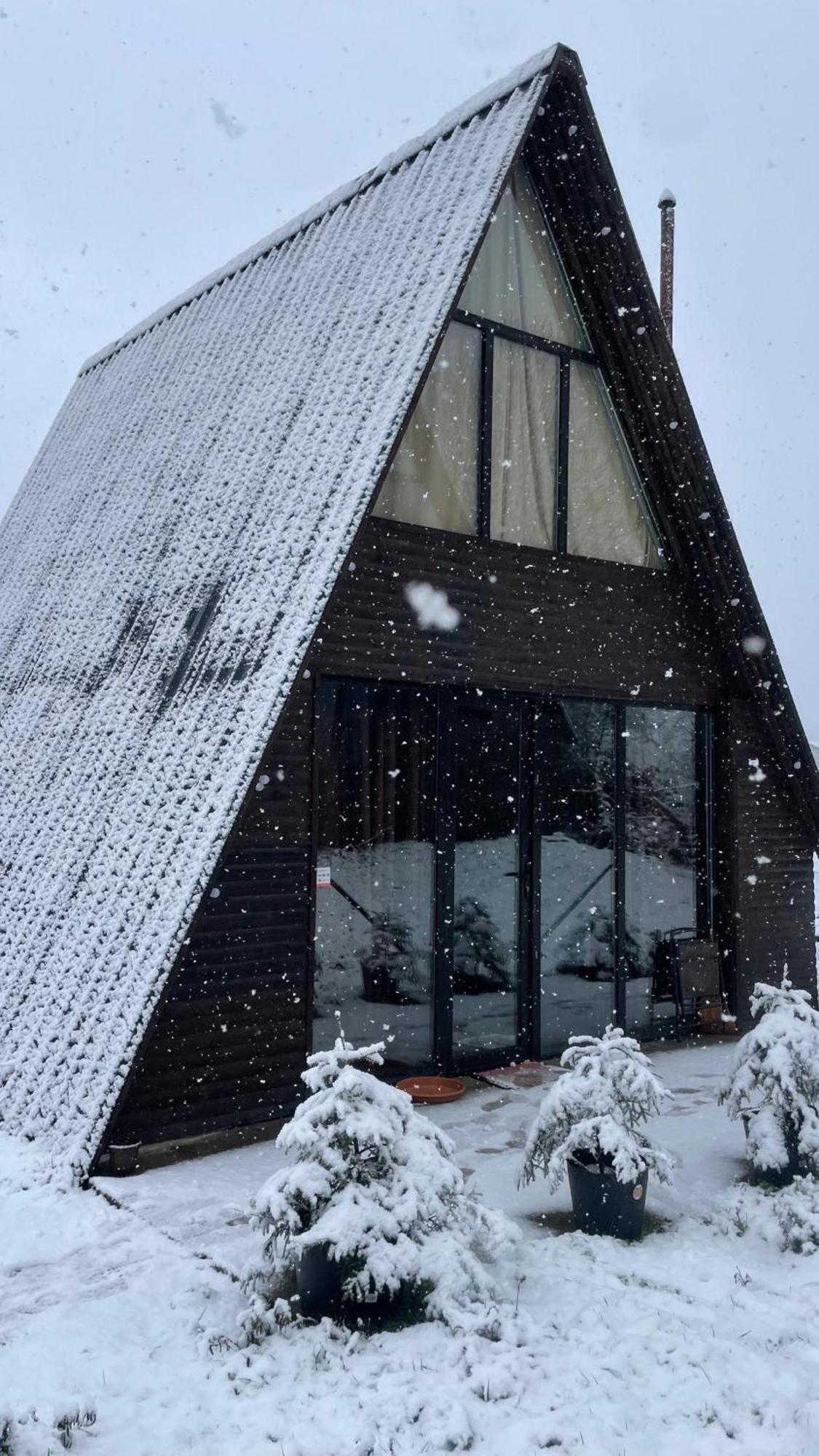 Landhaus Bordzjomi Buitenkant foto
