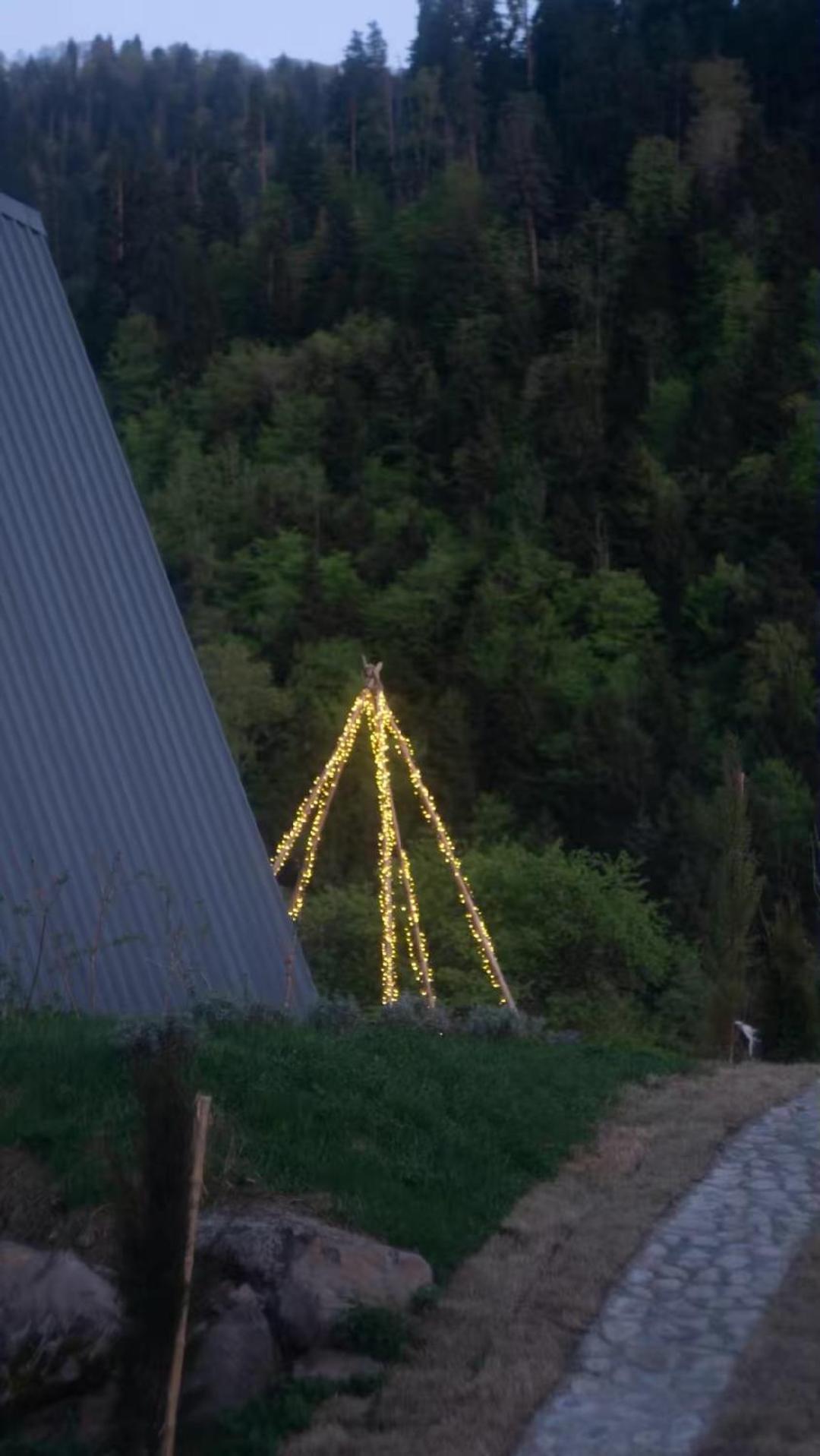 Landhaus Bordzjomi Buitenkant foto